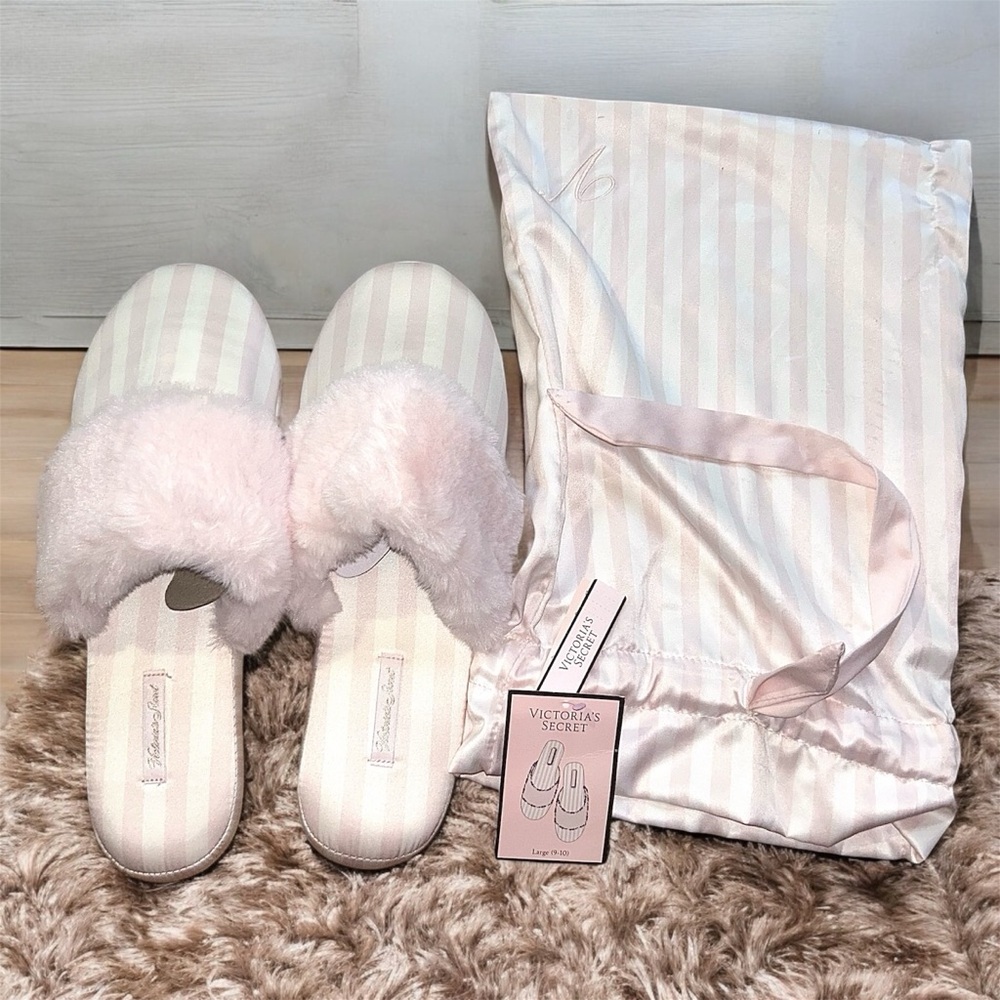 Victoria's Secret Light Pink Satin Slippers and Bag Set